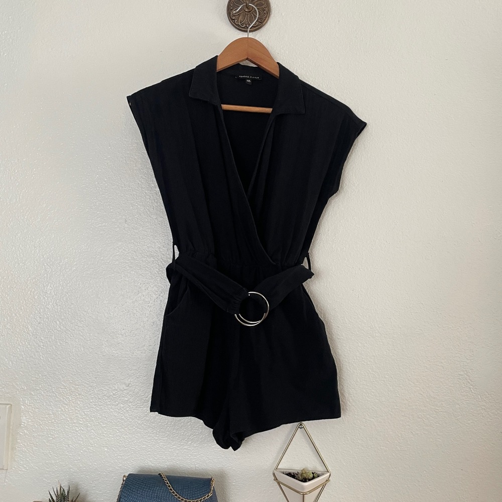 Kendall & Kylie Black Romper‎ Wrap Front Belted Ring Detail XS